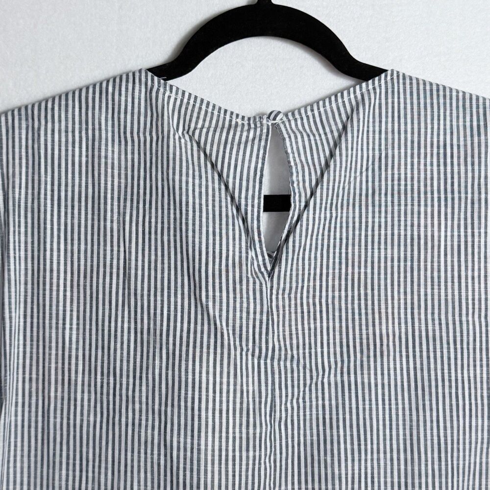 NEW Savanna Jane Blue White Striped Lucky Lane Floral Embroidered Top Size S - Picture 9 of 12